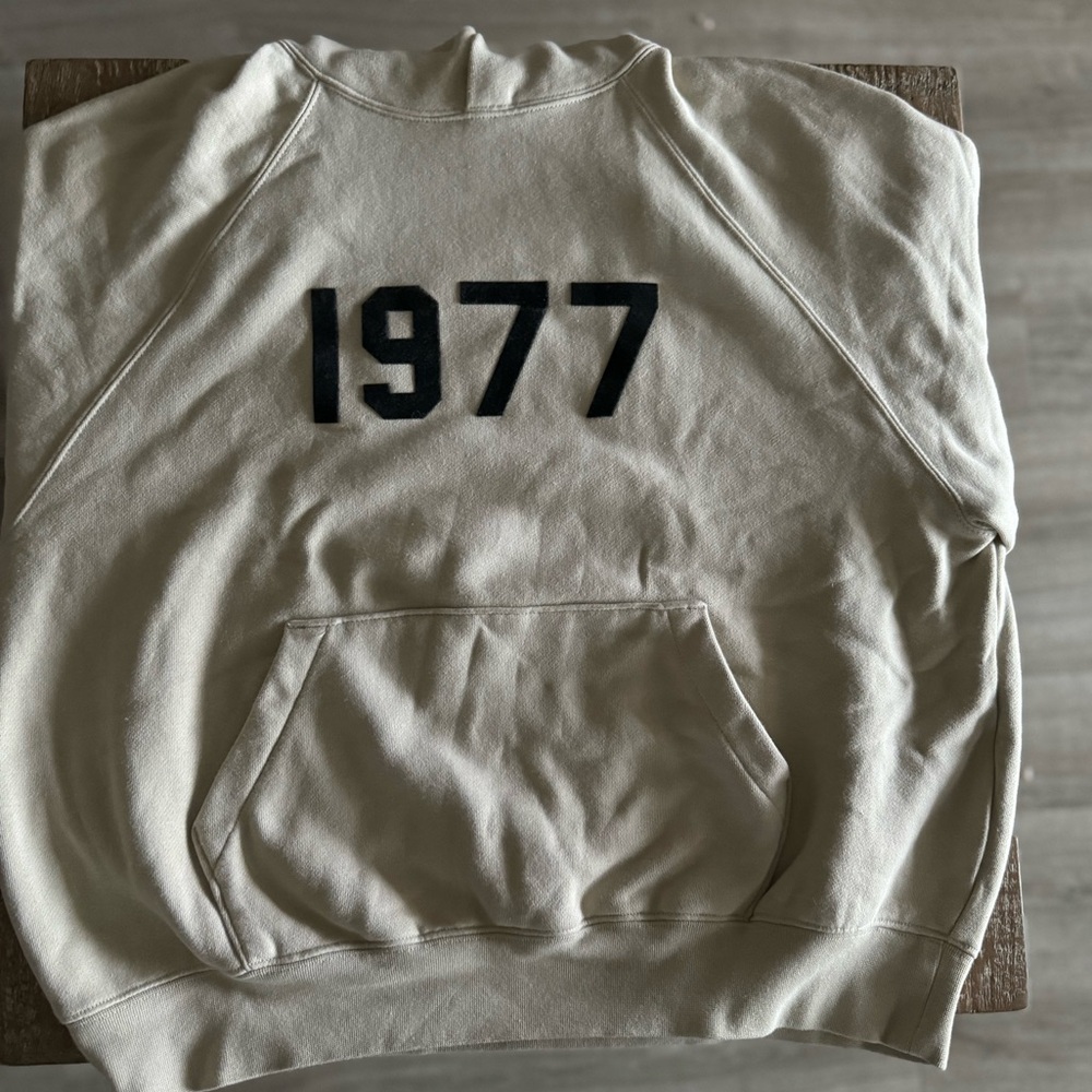 Essentials Men’s XS Hoodie/ NWOT